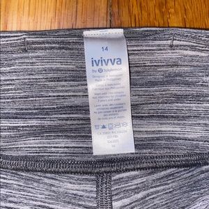 Ivivva by Lululemon Capri leggings
